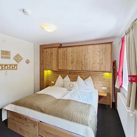 Apartment Naviser Huette-2 By Interhome Navis
